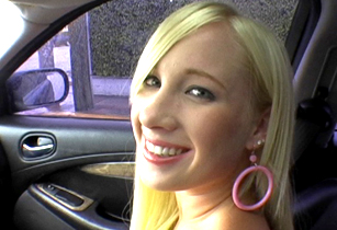 Flirty Jocelyn face shoot